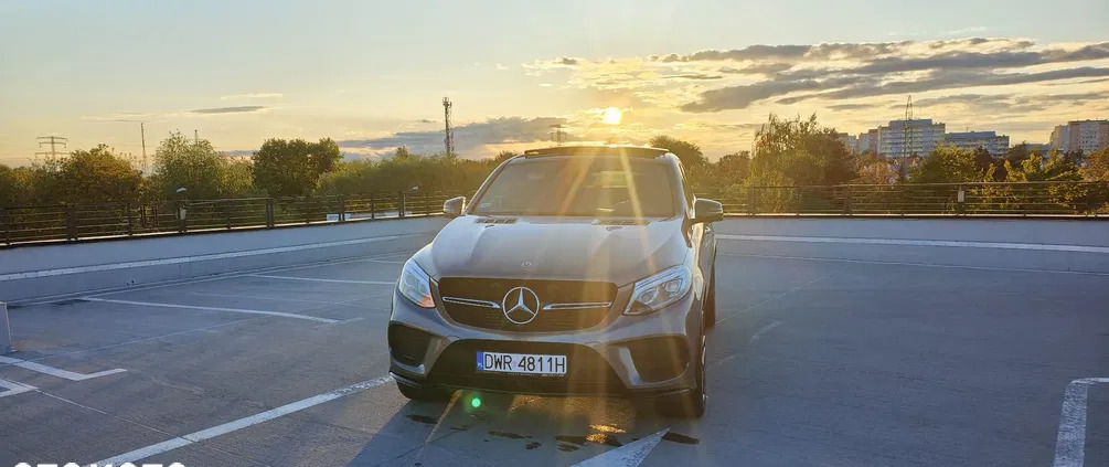 zachodniopomorskie Mercedes-Benz GLE cena 219000 przebieg: 99000, rok produkcji 2017 z Wrocław